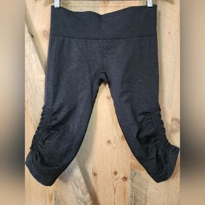 Lululemon capri leggings, size 8